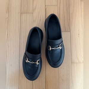 NWOT Black platform Loafers